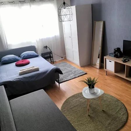 홈스테이 Spacieuse-tv-metro Clemenceau-dans En Colocation 렌